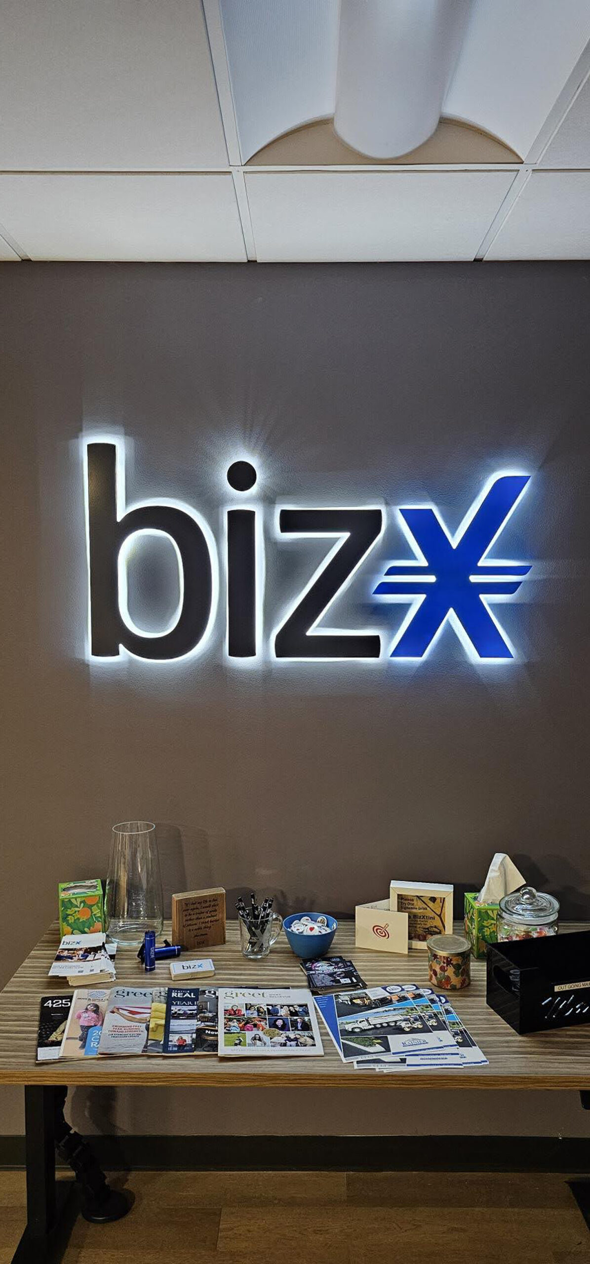 Illuminated Signs INTERIOR - Industry Graphics